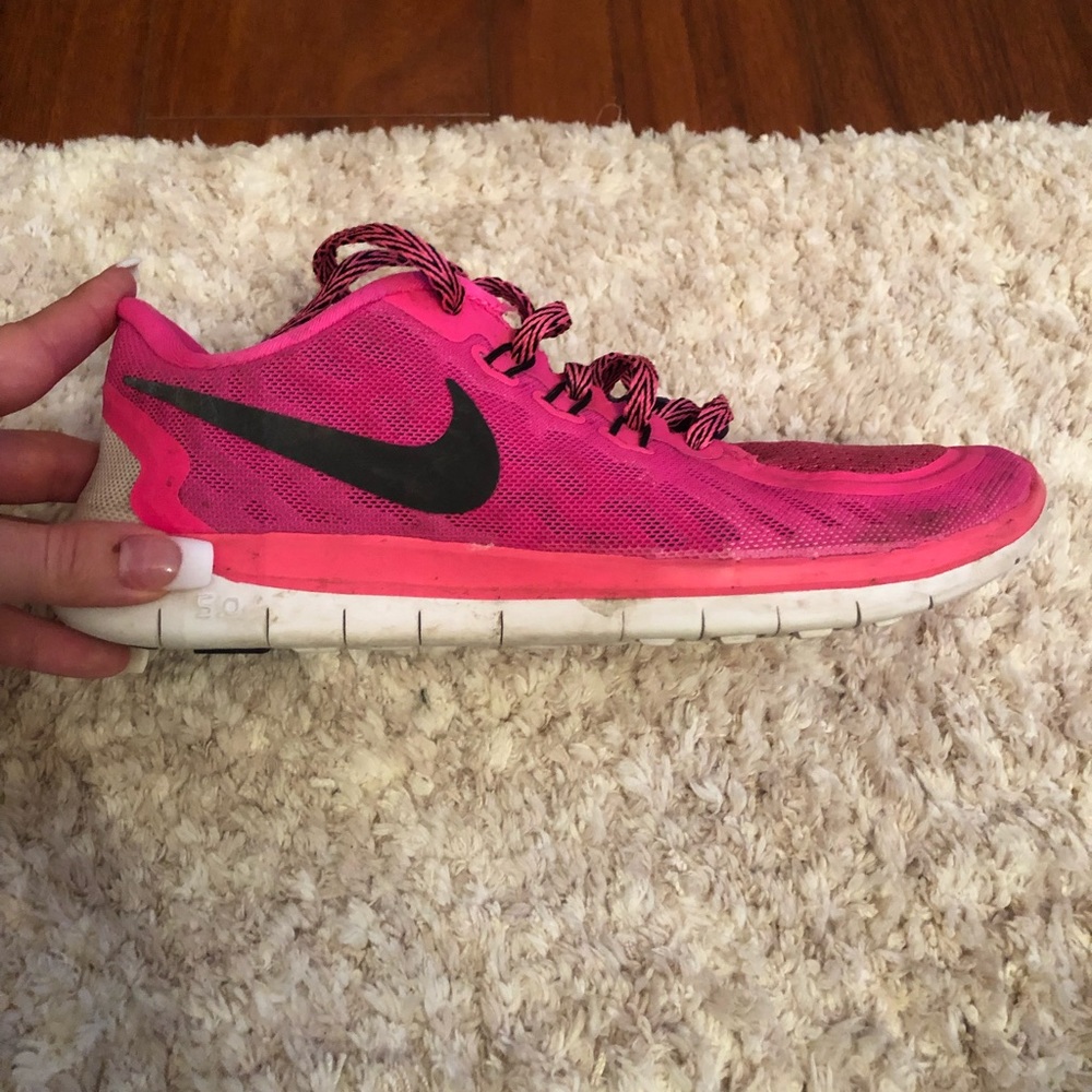 Women’s Nike Free 5.0 Sneaker, size 4.5!